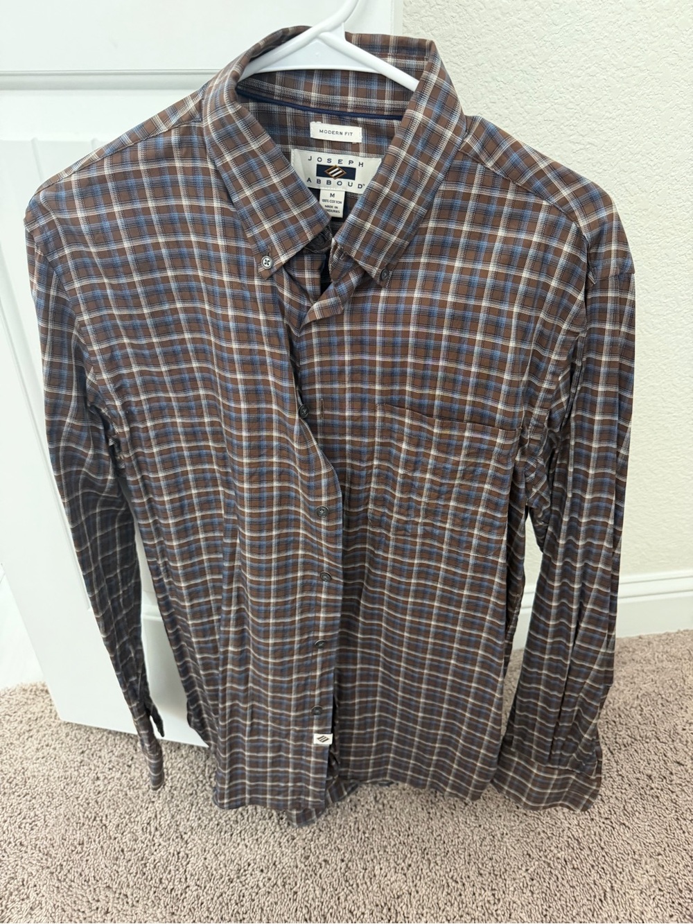Joseph Abboud Men's Brown Plaid Button-Down Shirt size m modern fit